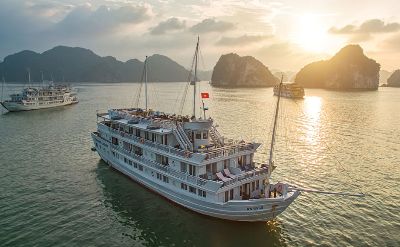 Paradise Luxury Cruise