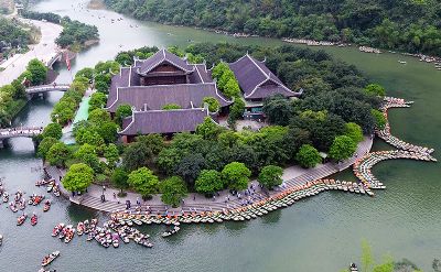 Limousine: Bai Dinh pagoda - Trang An - Kong island